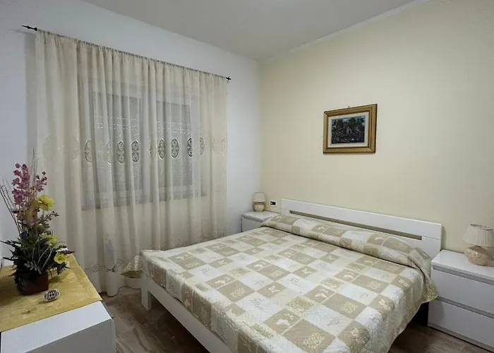 Family Friendly With A Swimming Pool - 22040 Apartamento Pula