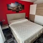 Family Friendly With A Swimming Pool - 22040 Póla