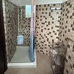 Family Friendly With A Swimming Pool - 22040
