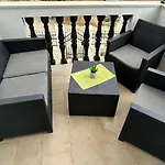 Family Friendly With A Swimming Pool - 22040 Apartman