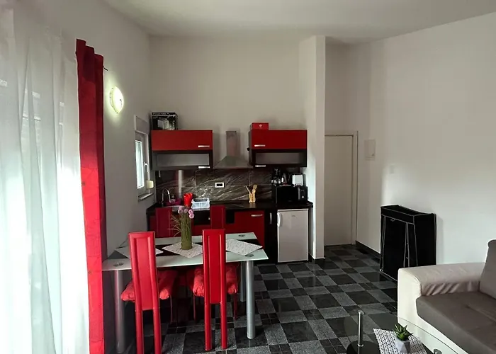 Appartement Family Friendly With A Swimming Pool - 22040